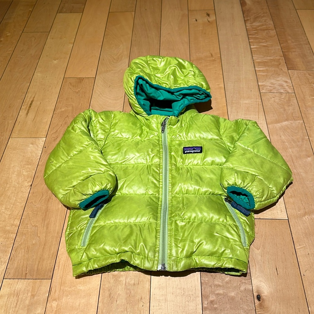 Patagonia Hi-loft Down Sweater Hoody - 12M